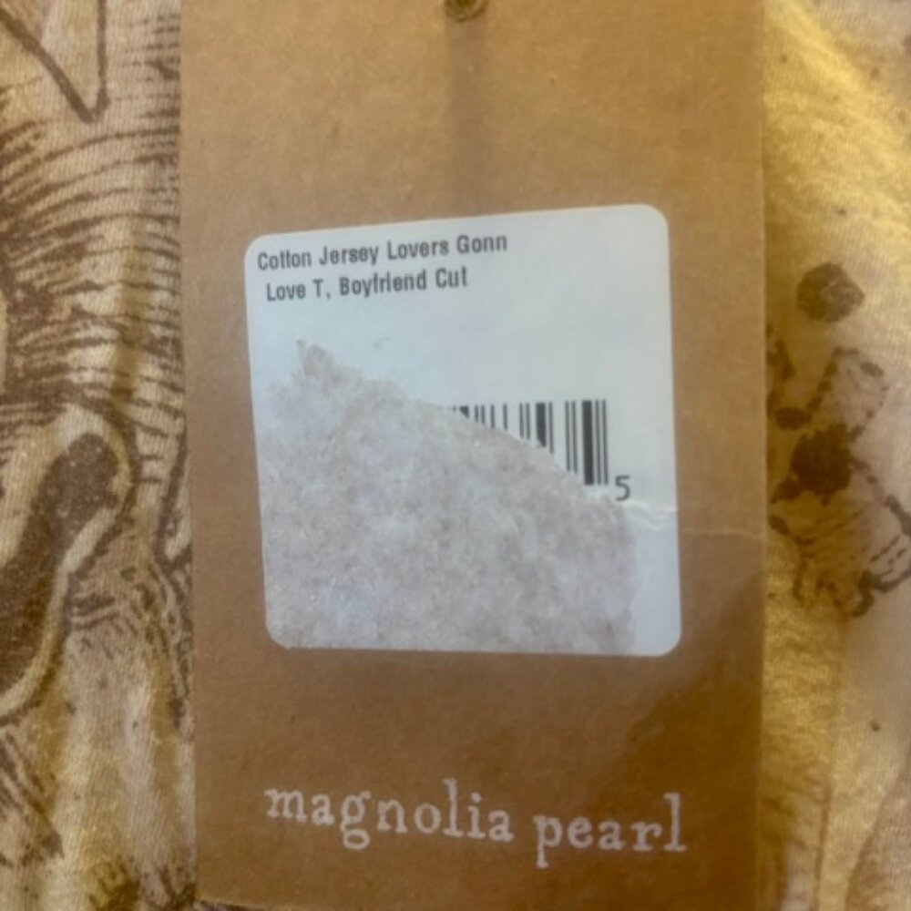 Magnolia Pearl Lovers Gonn Love T, Boyfriend Cut - Picture 5 of 5